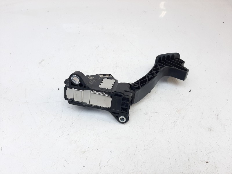 Recambio de potenciometro pedal para toyota yaris hybrid feel referencia OEM IAM 781100D110 781100D110 