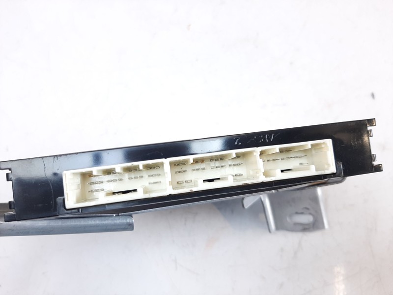Recambio de modulo electronico para toyota yaris hybrid feel referencia OEM IAM 899900D150 899900D150 