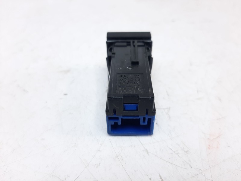 Recambio de interruptor para toyota yaris hybrid feel referencia OEM IAM M71047 M71047 
