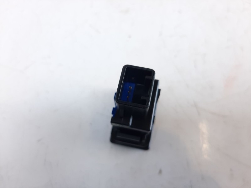 Recambio de interruptor para toyota yaris hybrid feel referencia OEM IAM 15C754 15C754 