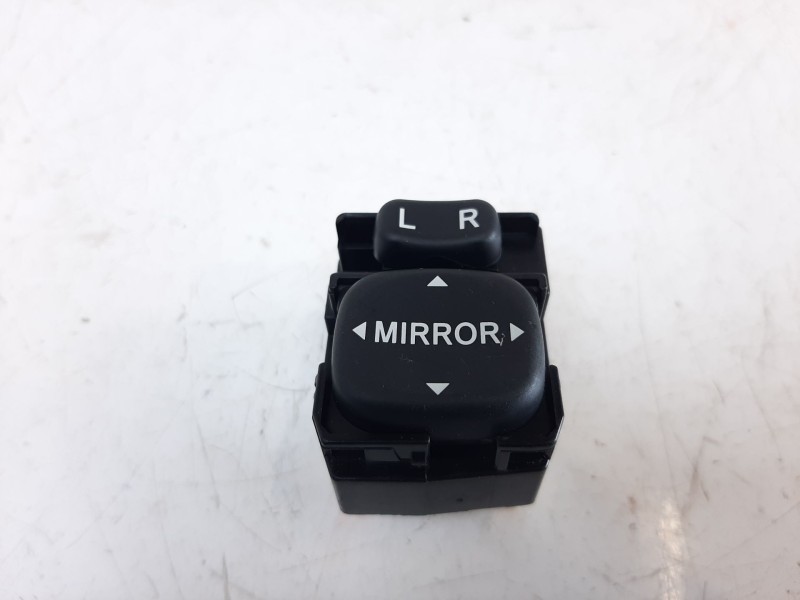Recambio de mando retrovisor para toyota yaris hybrid feel referencia OEM IAM 848700F010 183574 