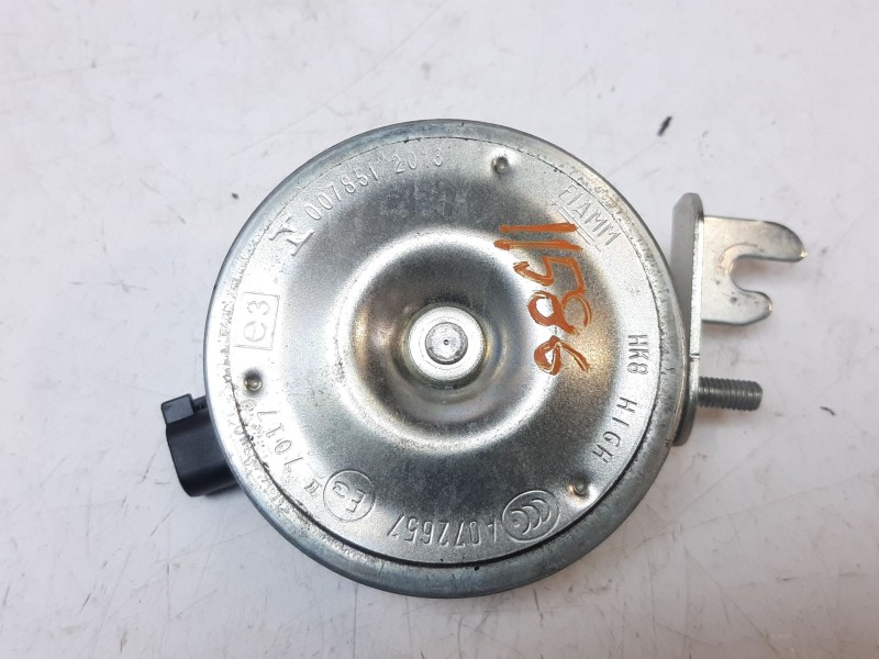 Recambio de claxon para jaguar e-pace 2.0 diesel cat referencia OEM IAM BJ3213832CB BJ3213832CB 