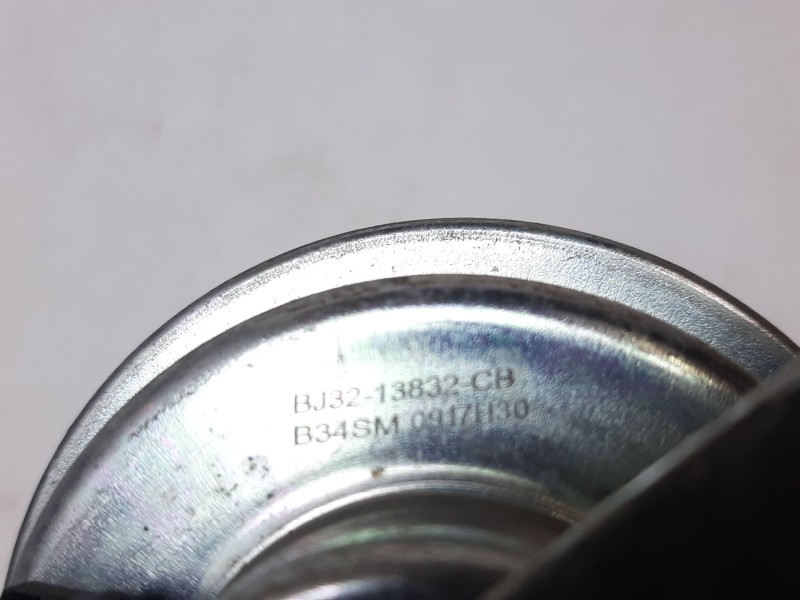 Recambio de claxon para jaguar e-pace 2.0 diesel cat referencia OEM IAM BJ3213832CB BJ3213832CB 