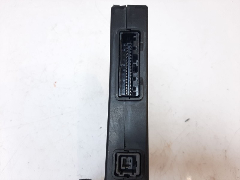 Recambio de modulo electronico para jaguar e-pace 2.0 diesel cat referencia OEM IAM J9C319H440BF J9C319H440BF 
