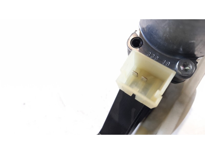 Recambio de elevalunas trasero derecho para audi a3 sportback (8vf) referencia OEM IAM 8V4839462 106023418 