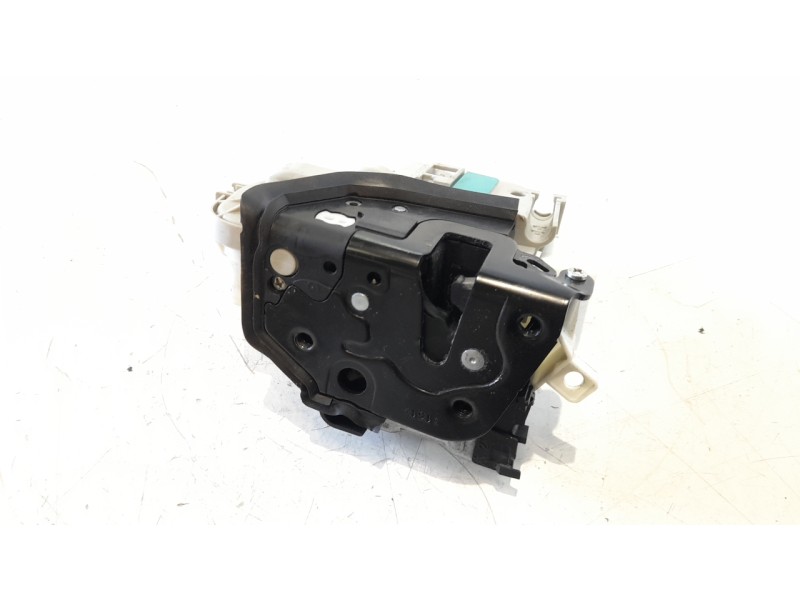 Recambio de cerradura puerta delantera izquierda para audi a3 sportback (8vf) referencia OEM IAM 8X1837015C  