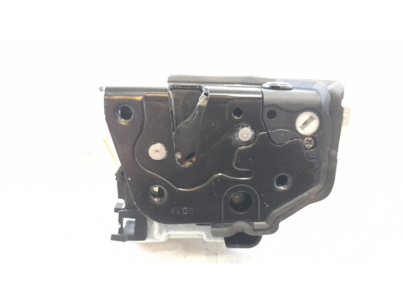 Recambio de cerradura puerta trasera derecha para audi a3 sportback (8vf) referencia OEM IAM 8K0839016H  