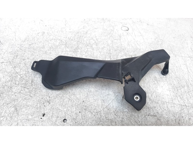 Recambio de moldura para bmw f 850 gs f 850 adventure referencia OEM IAM 61118394322  