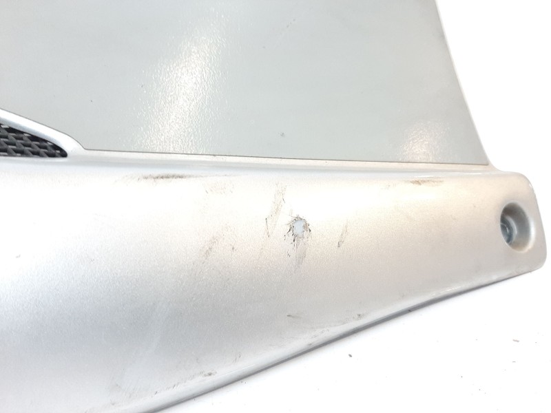 Recambio de moldura para aprilia pegaso 125 / 600 / 650 pegaso 650 referencia OEM IAM AP8149786 AP8149786 