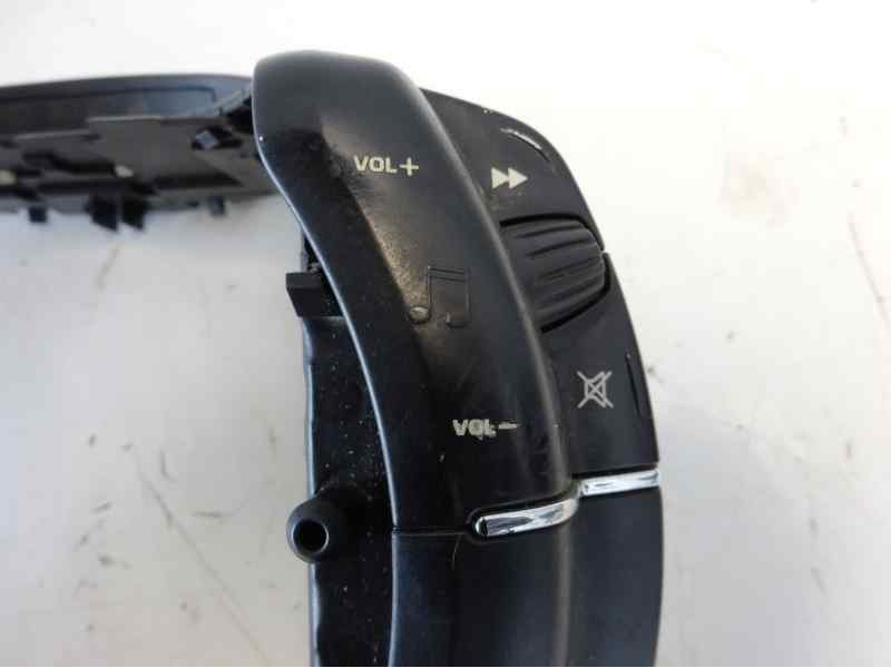 Recambio de mando volante para citroen c4 berlina collection referencia OEM IAM   