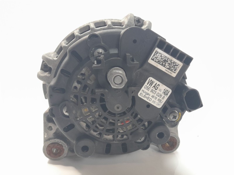Recambio de alternador para audi a3 sportback (8vf) referencia OEM IAM 04E903015P ALF350551 