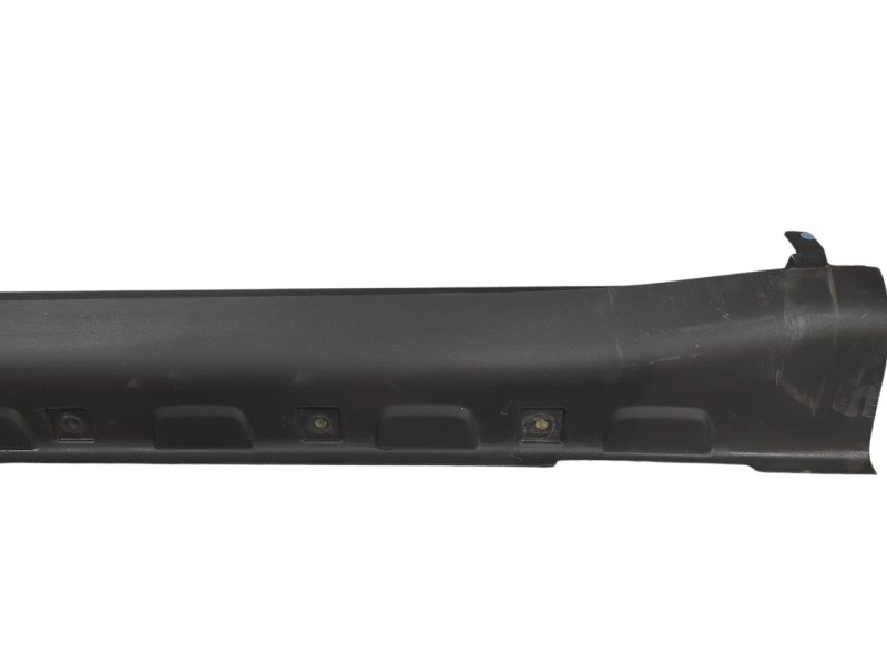 Recambio de estribos laterales para mg zs comfort referencia OEM IAM 10252401  