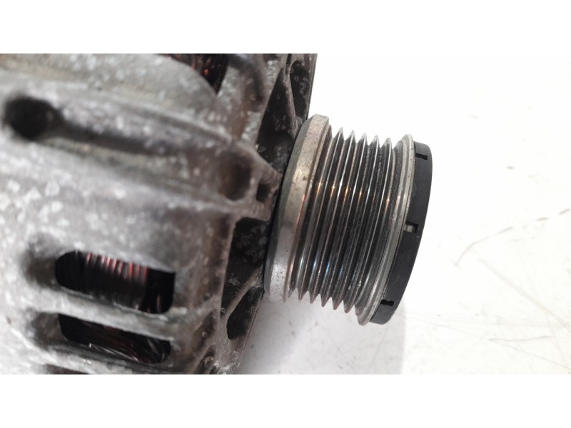 Recambio de alternador para peugeot 2008 (p1) allure pack referencia OEM IAM 9835688980 ALF070A51 