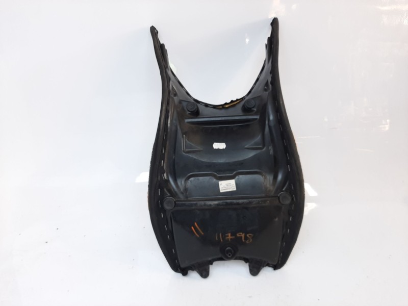 Recambio de asiento delantero para ktm 1290 super duke r 1290 super duke r referencia OEM IAM 61707040000 61707040000 