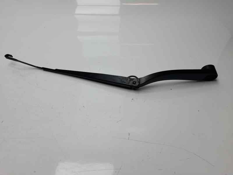 Recambio de brazo limpia delantero izquierdo para hyundai tucson kosmo bluedrive 2wd referencia OEM IAM LDR261110  
