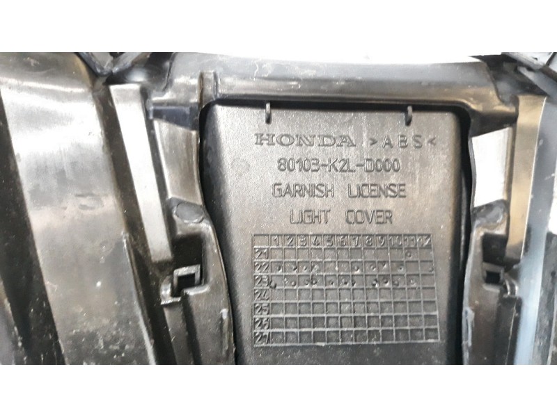 Recambio de colin trasero para honda adv 350 referencia OEM IAM 80103K2LD000  
