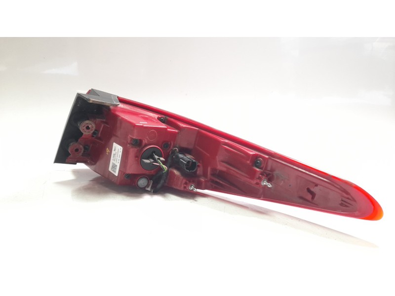 Recambio de piloto trasero izquierdo para kia sportage concept 2wd referencia OEM IAM 92401F1500 108552155 