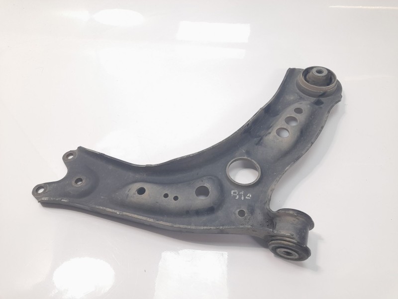 Recambio de brazo suspension delantero izquierdo para audi a3 sportback (8va) attraction referencia OEM IAM 5Q0407151J  