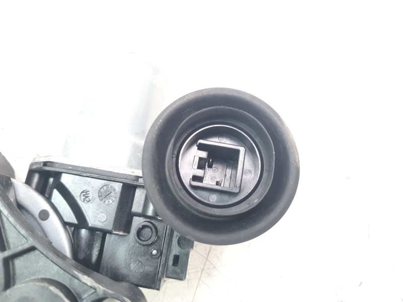 Recambio de elevalunas trasero izquierdo para mazda 3 berlina (bp) referencia OEM IAM BCJH73590A  