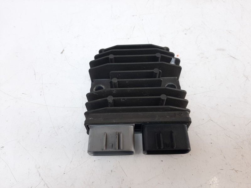 Recambio de regulador de corriente para yamaha mt-07 mt-07 referencia OEM IAM SH821AA 27D819600000 