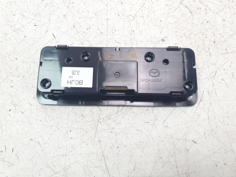 Recambio de luz interior para mazda 3 berlina (bp) referencia OEM IAM BCJH022L05  