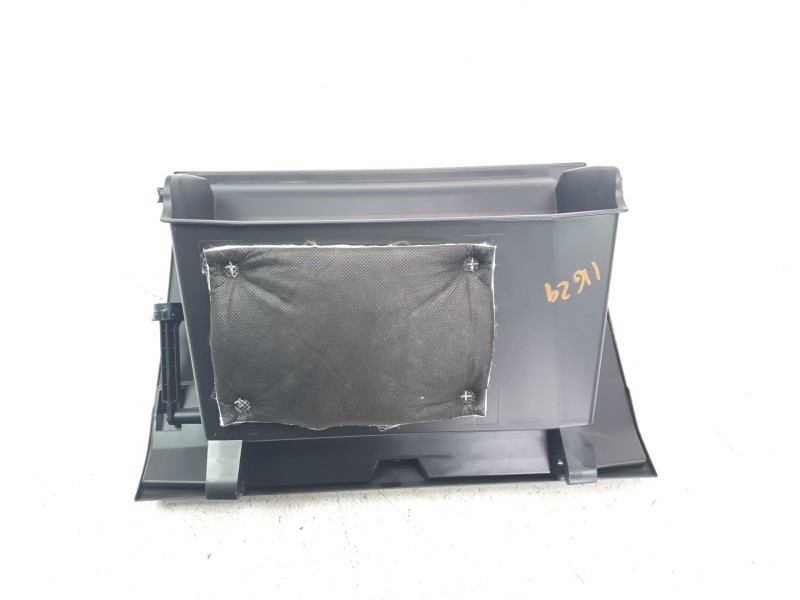 Recambio de guantera para mazda 3 berlina (bp) referencia OEM IAM BEPN6403002  