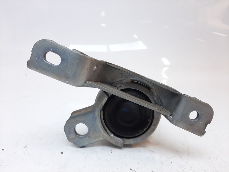 Recambio de soporte motor derecho para jaguar e-pace 2.0 diesel cat referencia OEM IAM BJ326F012AB  