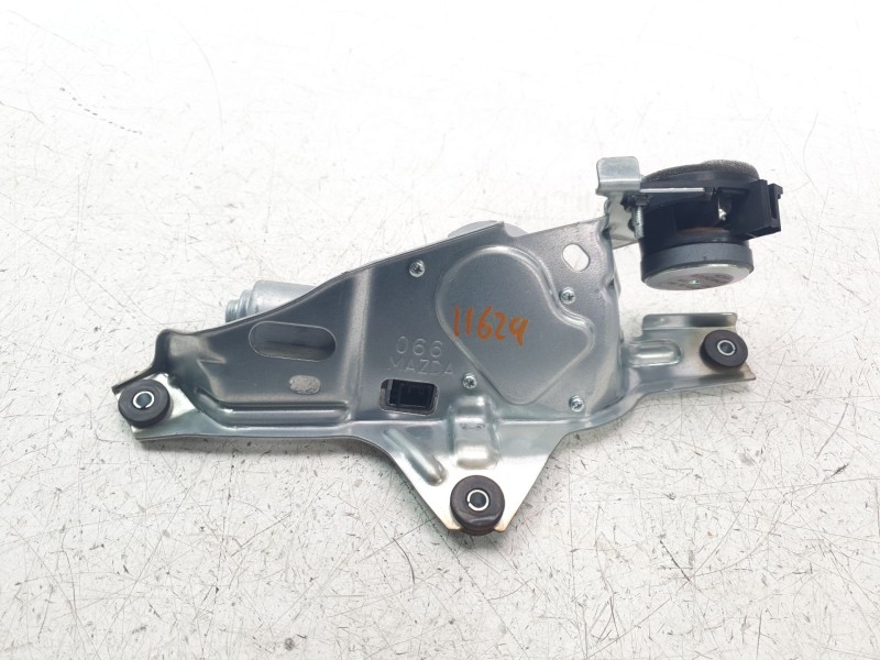 Recambio de motor limpia trasero para mazda 3 berlina (bp) referencia OEM IAM BCKN67450  