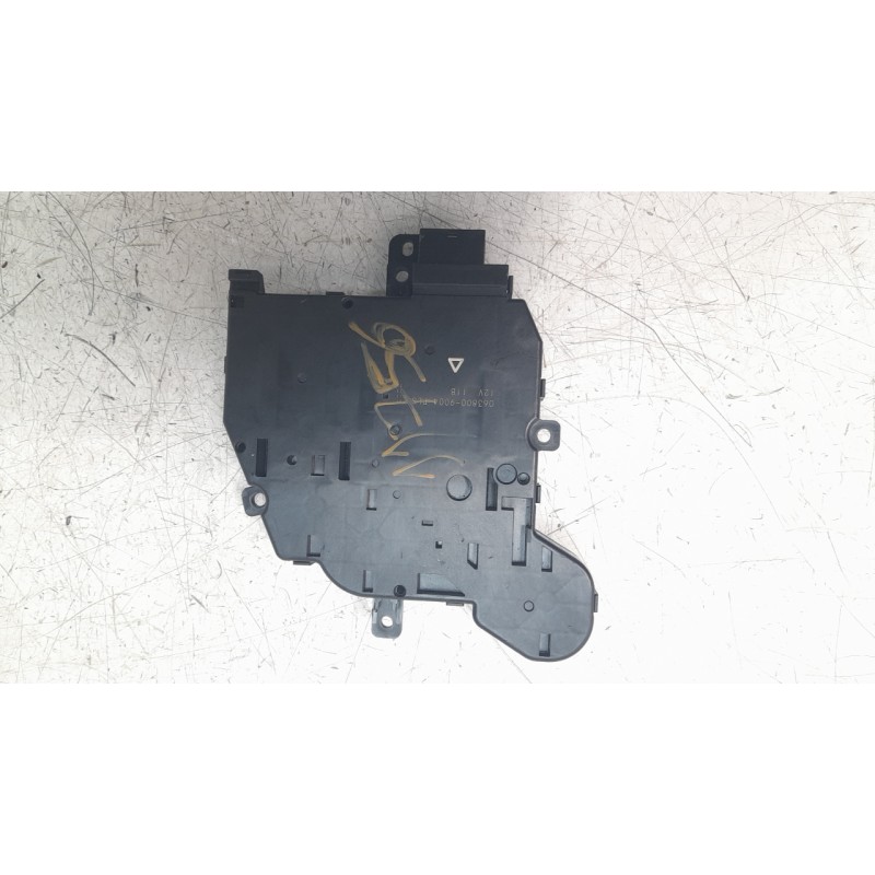 Recambio de motor apertura trampillas climatizador para toyota corolla (e21) hybrid style referencia OEM IAM 0638009004  