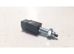 Recambio de interruptor para nissan terrano/terrano.ii (r20) referencia OEM IAM 2532001B00 ERA330044 
