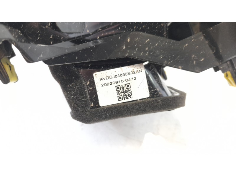 Recambio de aireador izquierdo para mazda 3 berlina (bp) referencia OEM IAM AVDGJ64830B02AN  