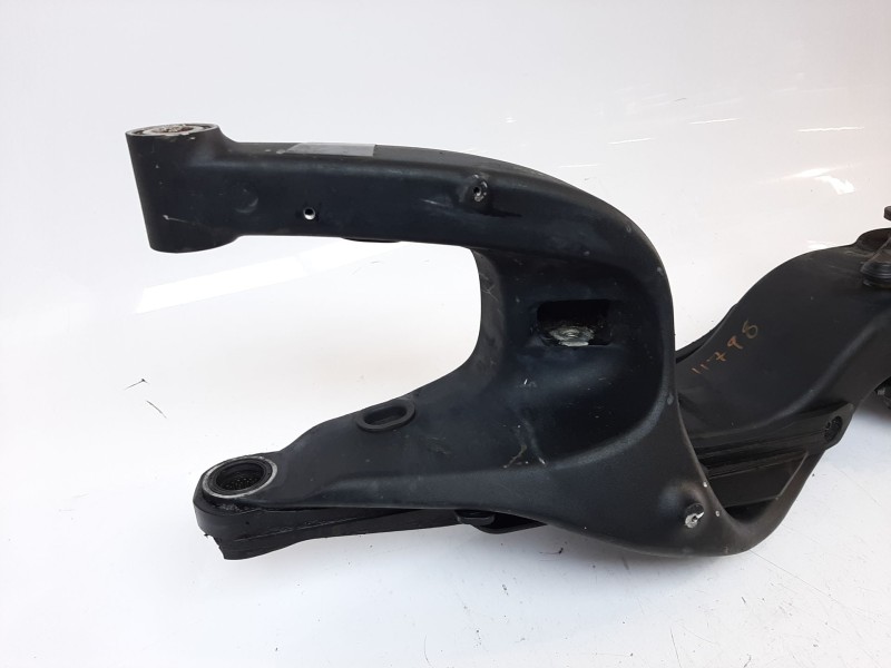 Recambio de basculante para ktm 1290 super duke r 1290 super duke r referencia OEM IAM 6140403004433  
