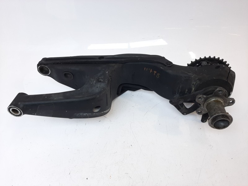Recambio de basculante para ktm 1290 super duke r 1290 super duke r referencia OEM IAM 6140403004433  