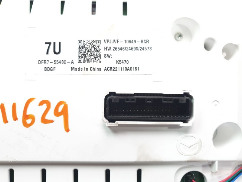 Recambio de cuadro instrumentos para mazda 3 berlina (bp) referencia OEM IAM DFR755430A  