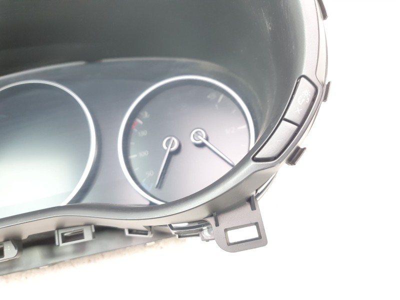 Recambio de cuadro instrumentos para mazda 3 berlina (bp) referencia OEM IAM DFR755430A  