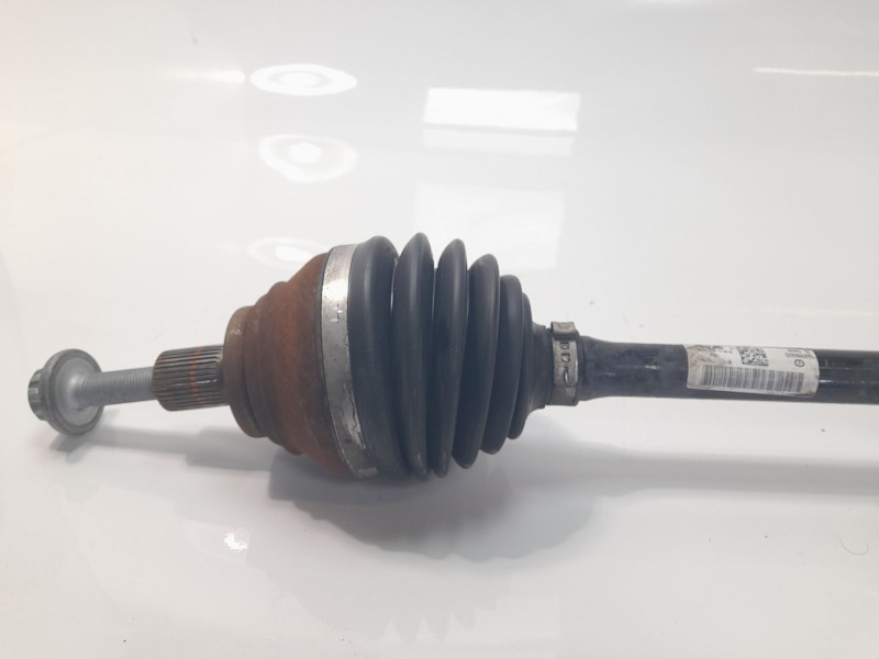 Recambio de transmision delantera izquierda para audi a3 sportback (8vf) referencia OEM IAM 5Q0407271BT  