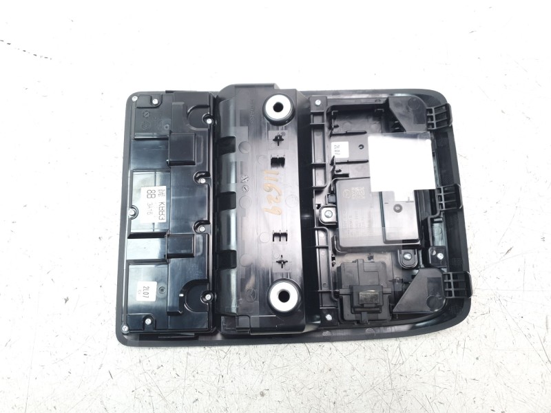 Recambio de luz interior para mazda 3 berlina (bp) referencia OEM IAM 8BKBB33A16  