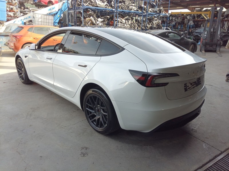 tesla model 3 (5yj3) del año 2024