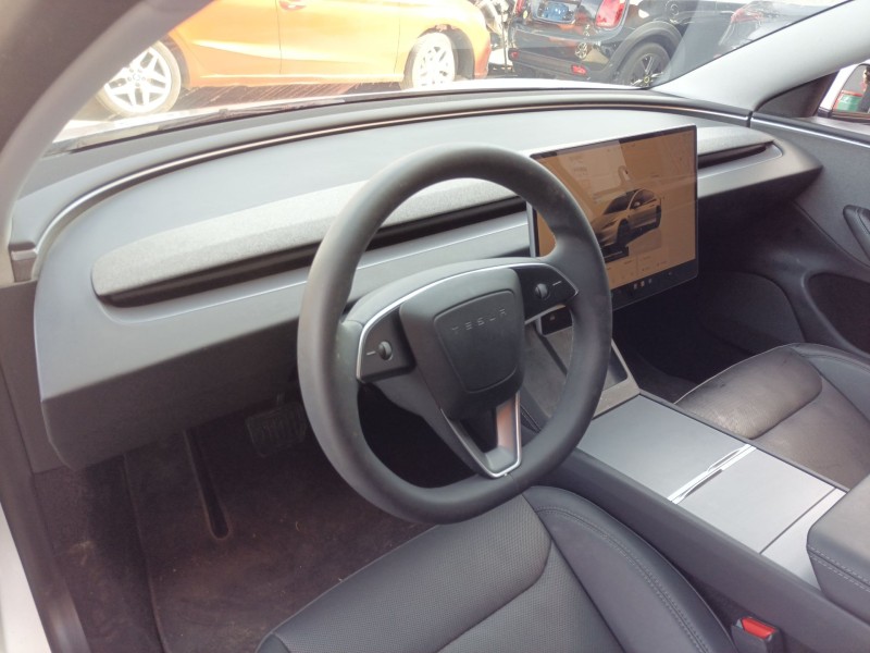 tesla model 3 (5yj3) del año 2024