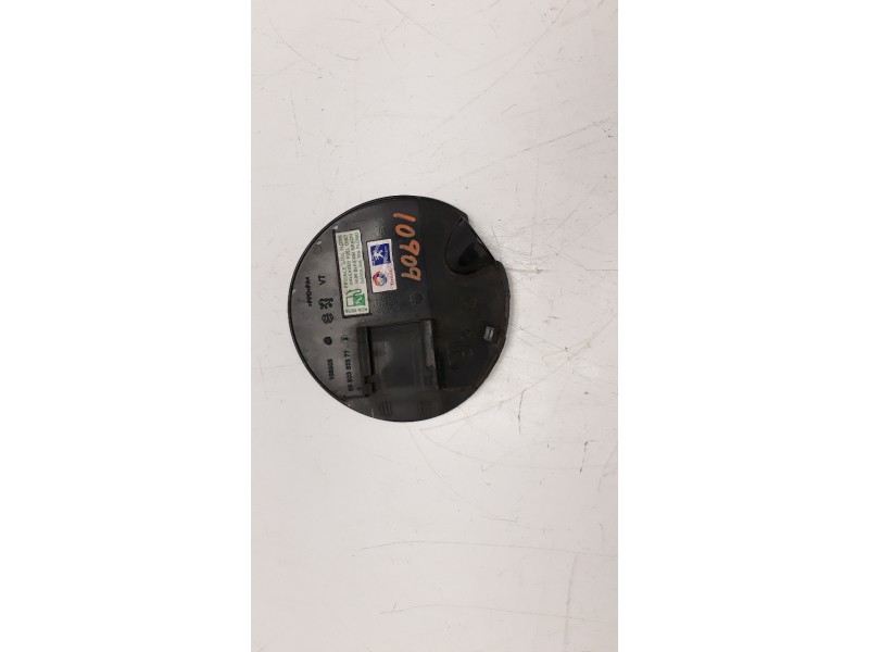 Recambio de tapa exterior combustible para peugeot 308 1.6 16v referencia OEM IAM 9680363377  