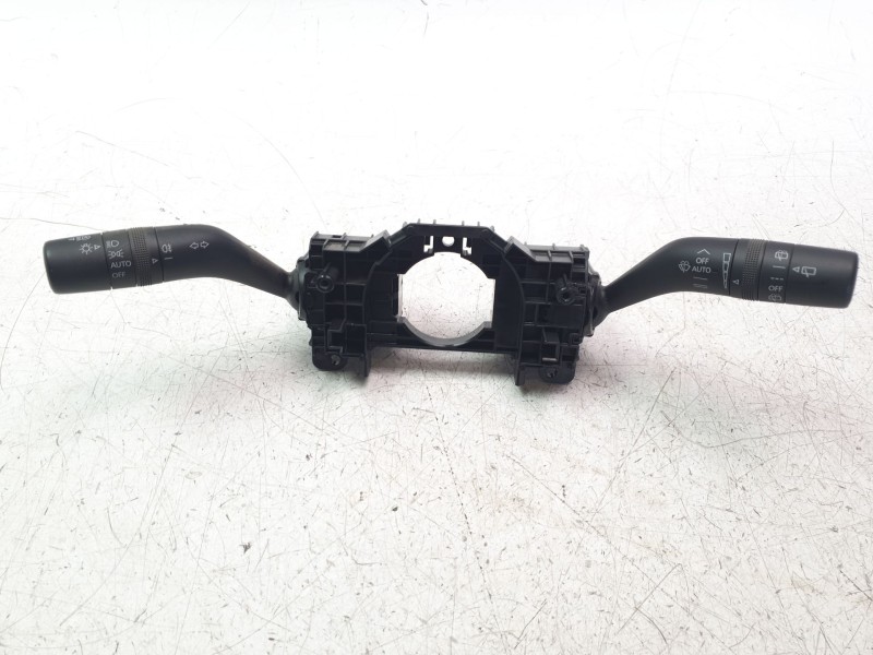 Recambio de mando multifuncion para mazda 3 berlina (bp) referencia OEM IAM BDEL1D  