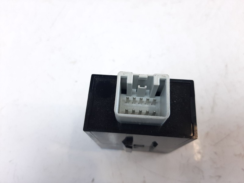 Recambio de modulo electronico para jaguar e-pace 2.0 diesel cat referencia OEM IAM BJ3217509AD BJ3217509AD 