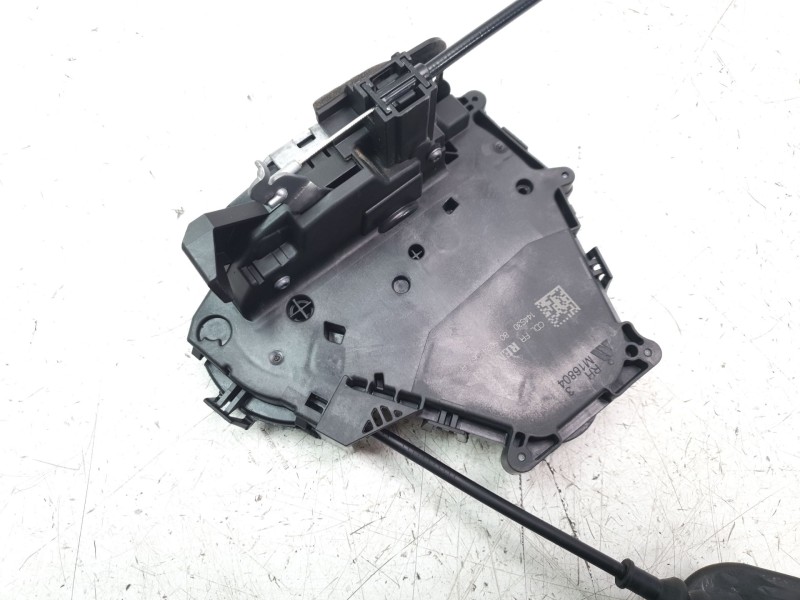 Recambio de cerradura puerta delantera derecha para renault captur ii techno referencia OEM IAM 805024067R  