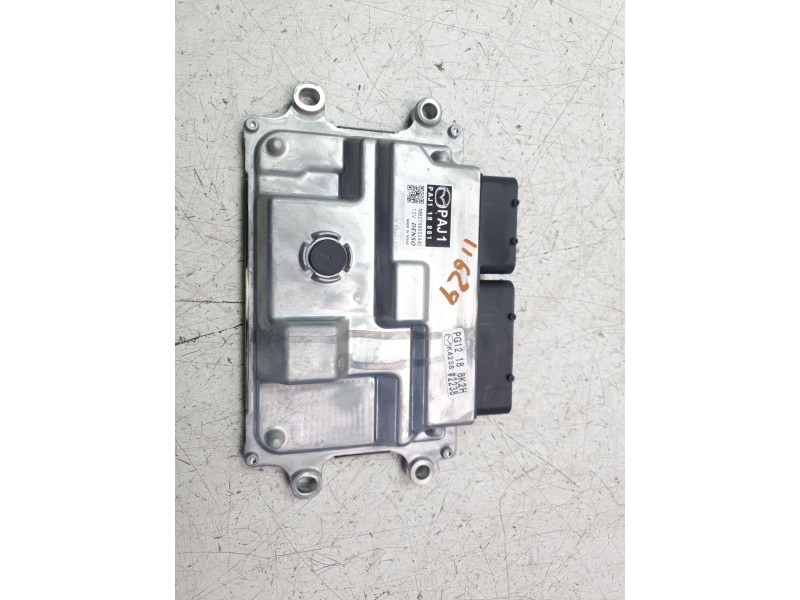 Recambio de centralita motor uce para mazda 3 berlina (bp) referencia OEM IAM PG12188K2H  