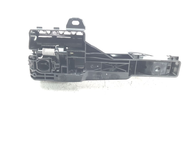 Recambio de maneta exterior delantera derecha para renault captur ii techno referencia OEM IAM 070224419R  