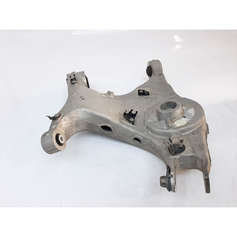 Recambio de brazo suspension trasero izquierdo para jaguar e-pace 2.0 diesel cat referencia OEM IAM FK725B531AG FK725B531AG 