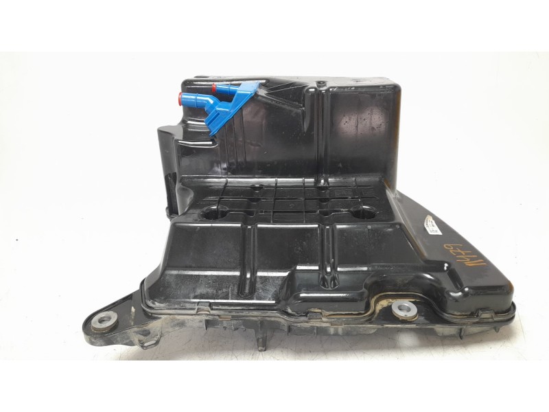 Recambio de deposito adblue para audi a4 avant (8wd) referencia OEM IAM 8W0131878BS  