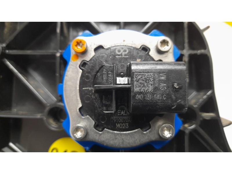 Recambio de deposito adblue para audi a4 avant (8wd) referencia OEM IAM 8W0131878BS  