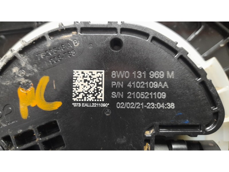 Recambio de deposito adblue para audi a4 avant (8wd) referencia OEM IAM 8W0131878BS  