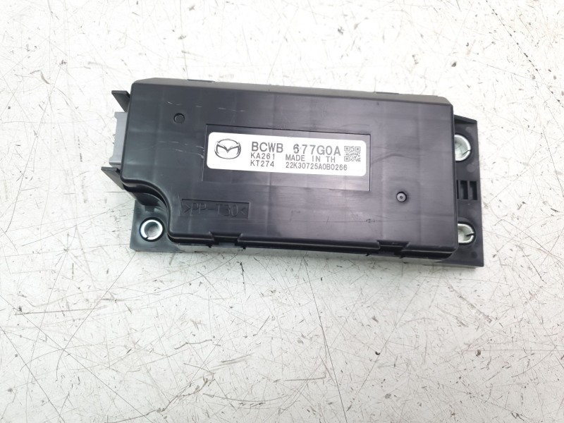 Recambio de modulo electronico para mazda 3 berlina (bp) referencia OEM IAM BCWB677G0A  